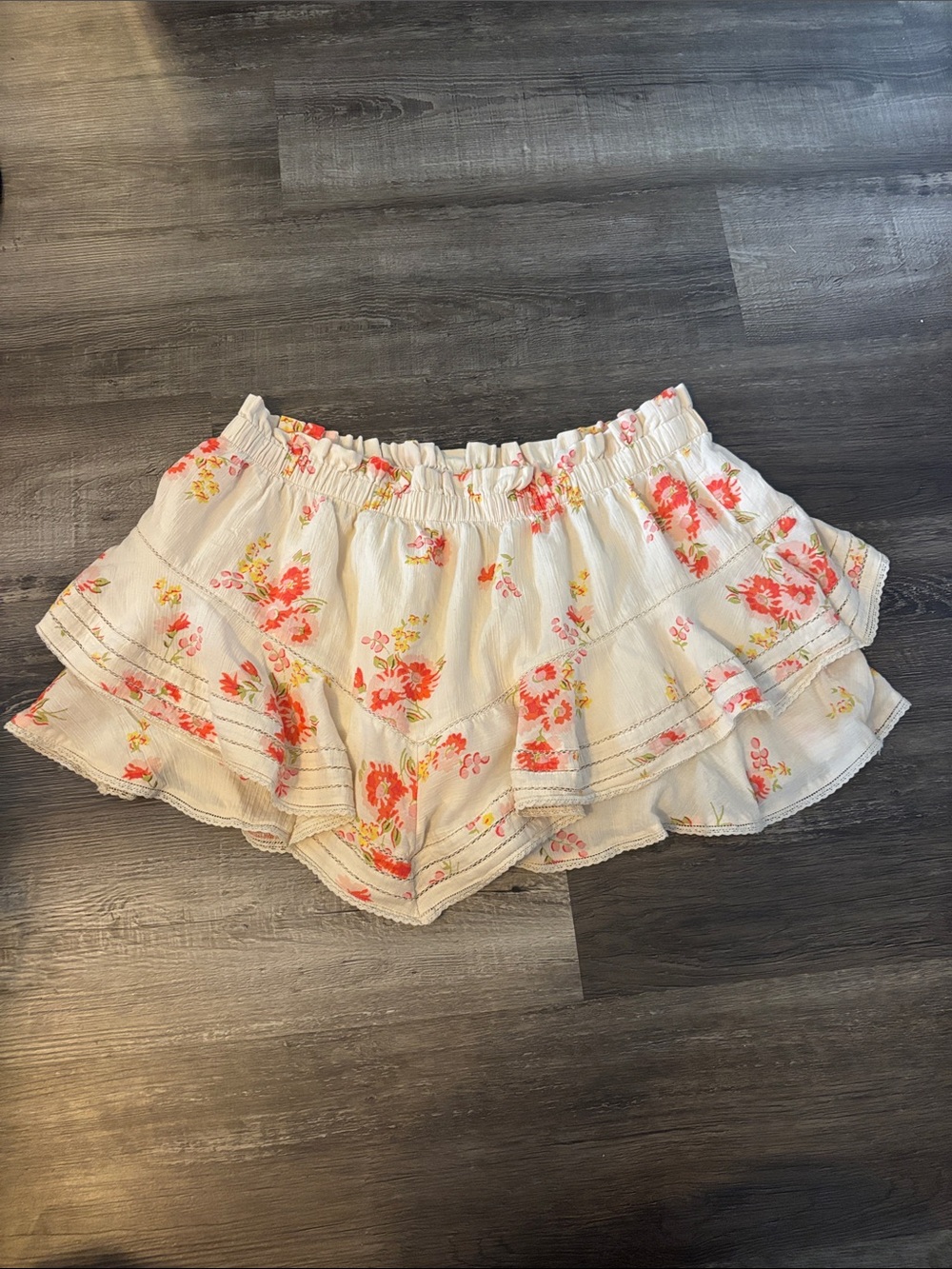 White Floral Ruffled Shorts - Pink & Coral Print